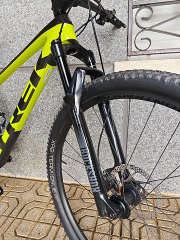 Gebrauchtes Trek Procaliber 9.5 2023 2023 Mountainbike, Schwarz, 29 — Bild 3 von 6