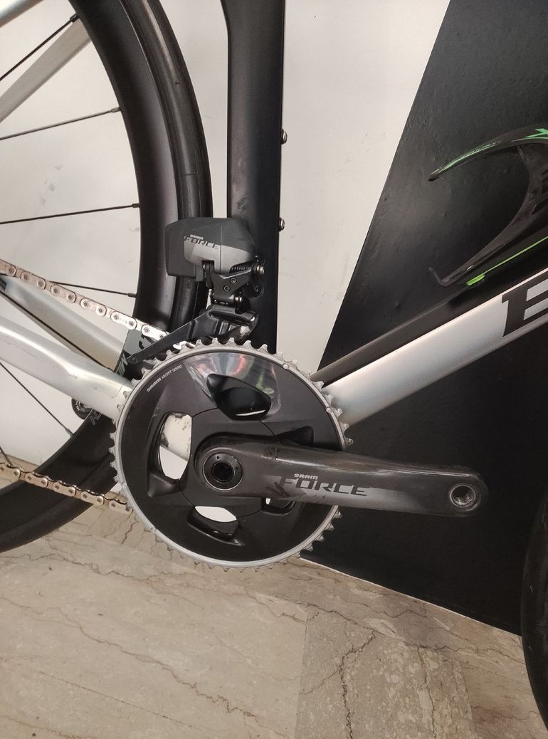 Basso Diamante SRAM Force eTap AXS 2024 Road & Gravel d'occasion — image 6 sur 7