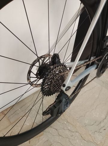 Basso Diamante SRAM Force eTap AXS 2024 Road & Gravel d'occasion — image 3 sur 7