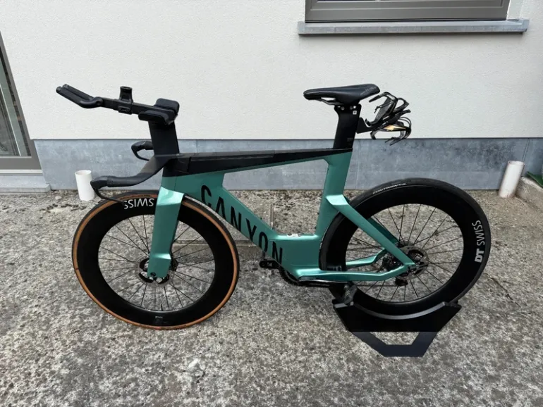 Canyon Speedmax CFR Disc LTD 2023 2023 Road & Gravel d'occasion — image 2 sur 7