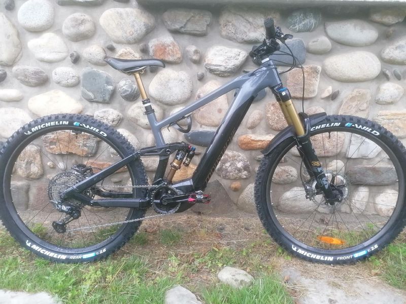 Tweedehands Moustache Game LTD Fox 750wh Bosch CX Race Taille S 2024 MTB