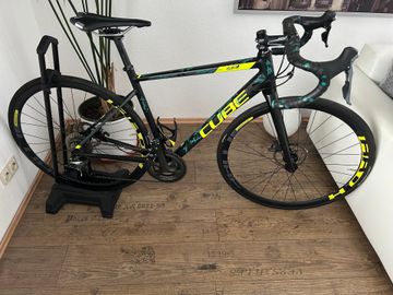 Gebrauchtes CUBE ATTAIN Race Disc 2018 2018 Road & Gravel, Schwarz — Bild 1 von 7