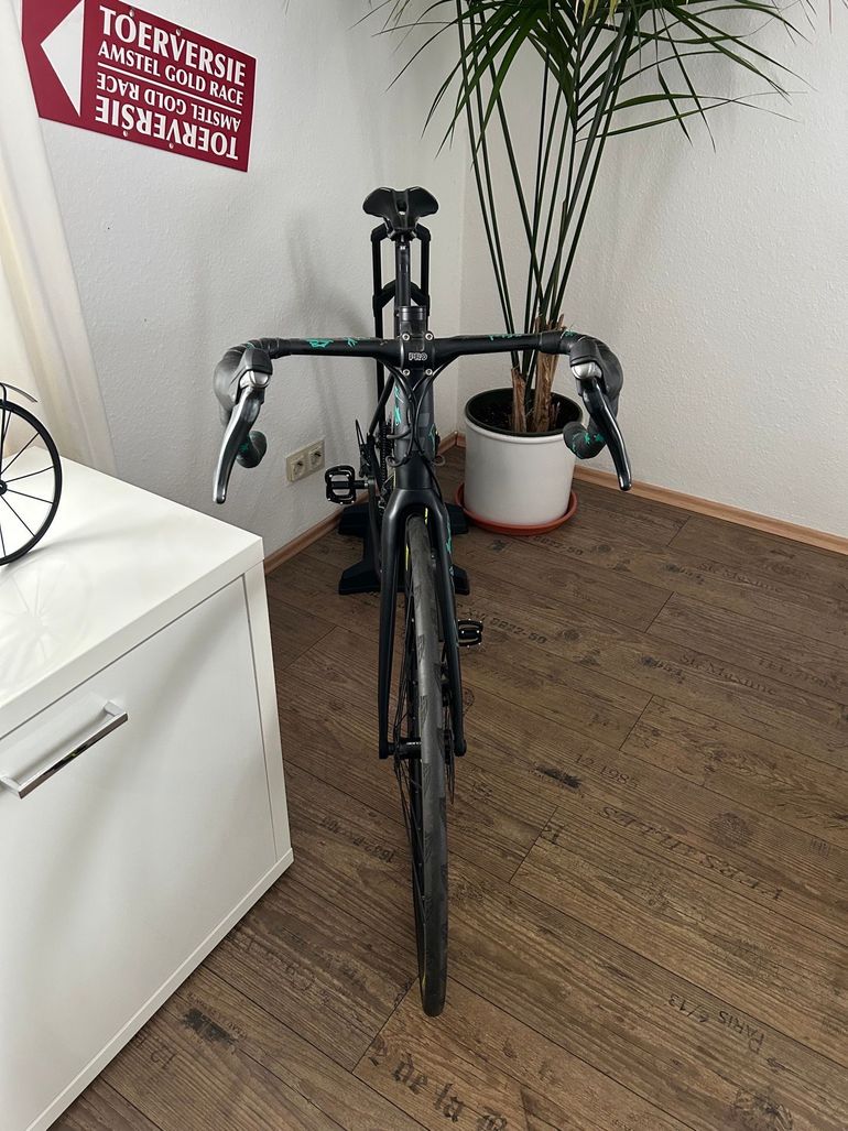 Gebrauchtes CUBE ATTAIN Race Disc 2018 2018 Road & Gravel, Schwarz — Bild 2 von 7