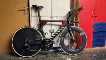 Canyon Speedmax SRAM Red eTap AXS 2018 Road & Gravel d'occasion — image 1 sur 11