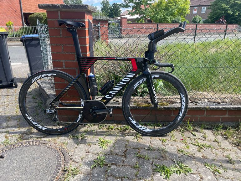 Canyon Speedmax SRAM Red eTap AXS 2018 Road & Gravel d'occasion — image 11 sur 11