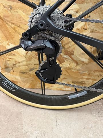 Gebrauchtes SUPERIOR BIKES Custom Shimano Ultegra Di2 2026 Road & Gravel, Schwarz — Bild 3 von 5