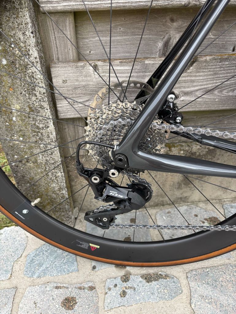 Cannondale Synapse Carbon 105 2021 2021 Road & Gravel d'occasion — image 3 sur 11