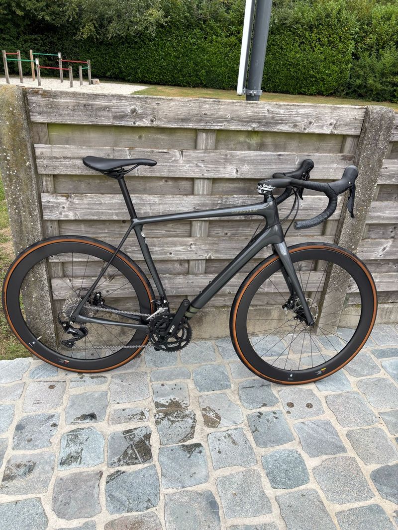 Cannondale Synapse Carbon 105 2021 2021 Road & Gravel d'occasion