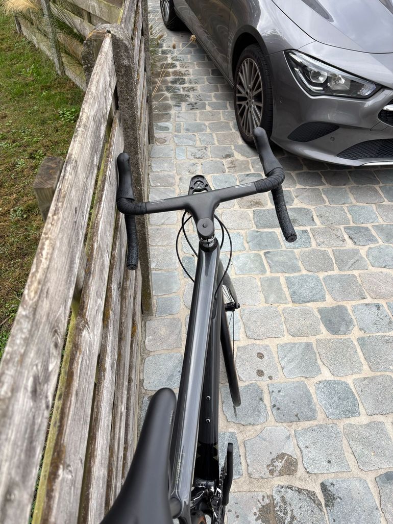 Cannondale Synapse Carbon 105 2021 2021 Road & Gravel d'occasion — image 7 sur 11