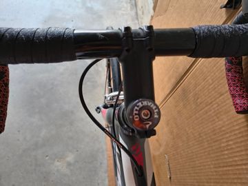 Używany Vector Axis 2019 2019 Road & Gravel — zdjęcie 9 z 21