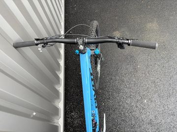 Used Pivot Switchblade SRAM GX Eagle AXS 2024 Mountainbike, Blue — image 10 of 11