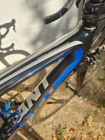 Used Giant Advanced 2013 Road & Gravel, Blue — image 4 of 12