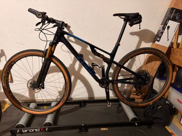 Brugt CUBE AMS ZERO99 C:68X SLT 29 2024 2024 Mountainbike — billede 1 af 6