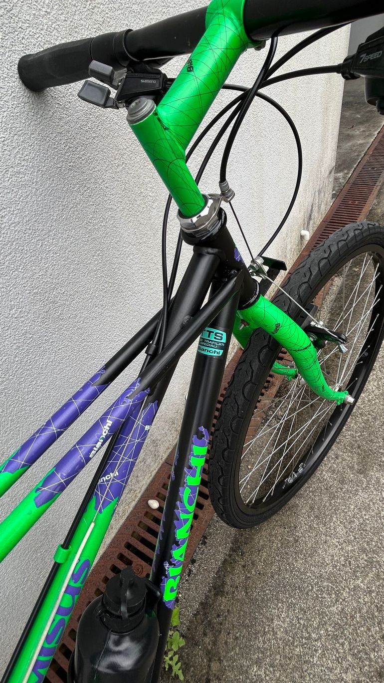 Used Bianchi Custom Other Shimano 1990 Mountainbike, Green — image 2 of 7