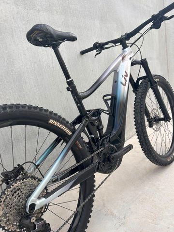 Used Liv Intrigue X E+ 3 2022 2022 Mountainbike, Light Gray, 27.5, 29 — image 2 of 10