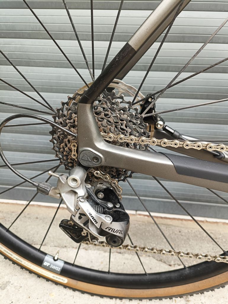Brugt Canyon Inflite CF SL 6.0 2020 2020 Road & Gravel — billede 3 af 15