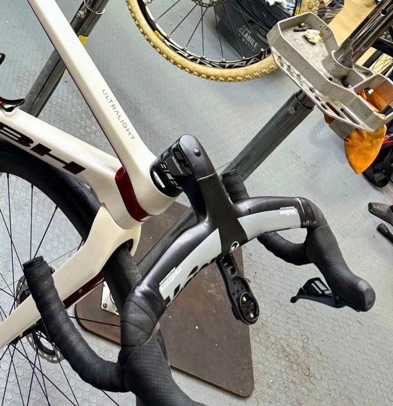 Used BH Custom Frameset 2024 Road & Gravel, White — image 5 of 5