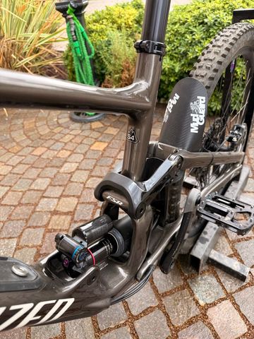 Tweedehands Specialized Enduro Comp 2025 2025 Mountainbike — afbeelding 9 van 10