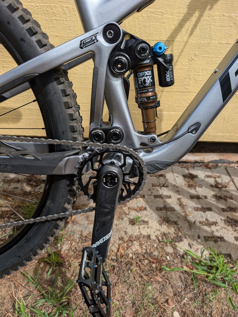 Tweedehands Pivot TRAIL 429 Pro XT/XTR 2023 2023 Mountainbike — afbeelding 4 van 6