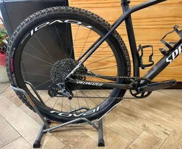Used Specialized Epic Hardtail Expert 2022 2022 Mountainbike, Black, 29 — image 4 of 7
