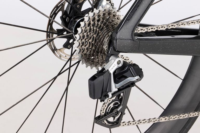 Used Canyon Aeroad CFR AXS 2026 2026 Road & Gravel, Black — image 4 of 8