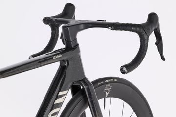Used Canyon Aeroad CFR AXS 2026 2026 Road & Gravel, Black — image 5 of 8