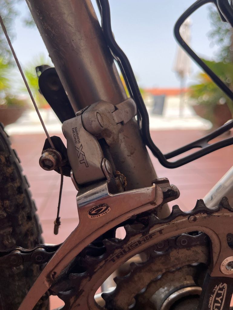 Used Merlin Custom Shimano XTR 2005 Mountainbike, Light Gray — image 4 of 6