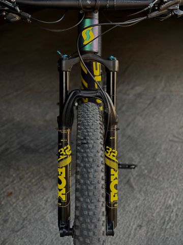 Used Scott Spark RC Comp 2024 2024 Mountainbike, Green, 29 — image 4 of 12