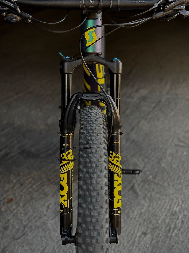 Used Scott Spark RC Comp 2024 2024 Mountainbike, Green, 29 — image 4 of 12