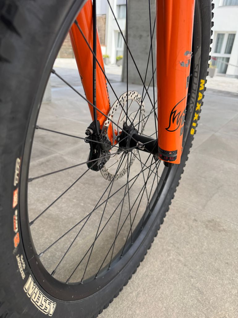 Used Scott Spark Custom 2022 Mountainbike, Black — image 6 of 12