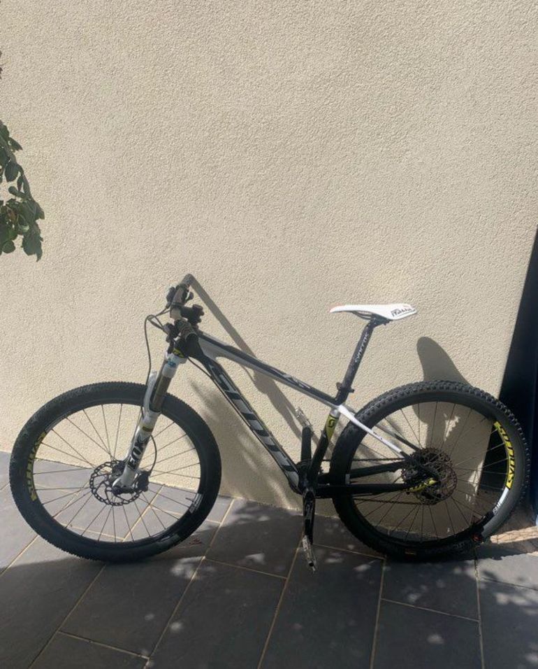 Used Scott Scale 720 2015 Mountainbike, White — image 8 of 11