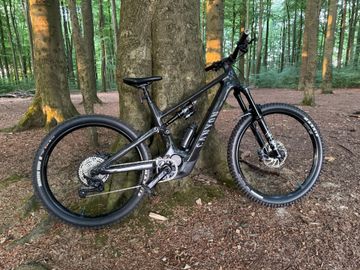 Gebrauchtes Canyon Spectral:ON CF 8 2023 2023 Mountainbike, Schwarz, 29, 27.5 — Bild 6 von 17
