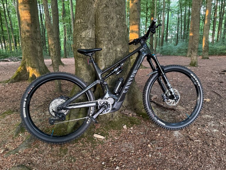 Gebrauchtes Canyon Spectral:ON CF 8 2023 2023 Mountainbike, Schwarz, 29, 27.5 — Bild 6 von 17