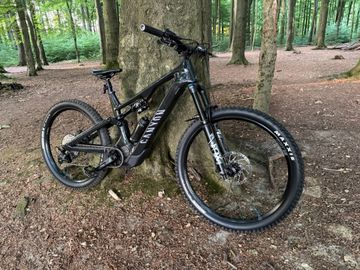 Gebrauchtes Canyon Spectral:ON CF 8 2023 2023 Mountainbike, Schwarz, 29, 27.5 — Bild 8 von 17