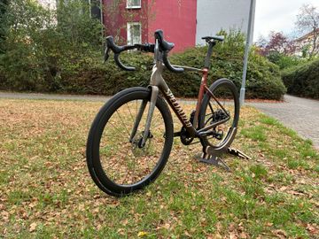 Used Specialized Allez SRAM Force eTap AXS 2026 Road & Gravel, Orange — image 2 of 12
