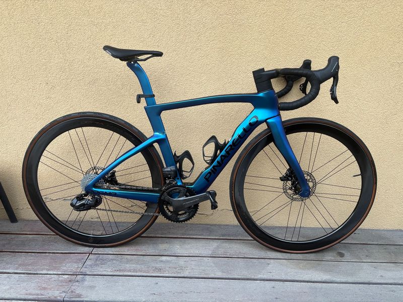Gebrauchtes Pinarello DOGMA F | Luxter Blue | TOP | 500 2025 Road & Gravel
