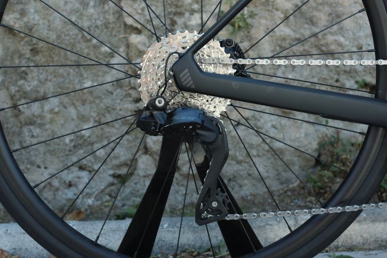 BMC Roadmachine TWO 2026 2026 Road & Gravel usato, Nero — immagine 6 di 18