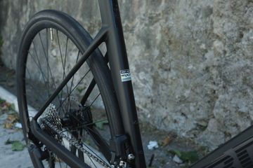 BMC Roadmachine TWO 2026 2026 Road & Gravel usato, Nero — immagine 8 di 18