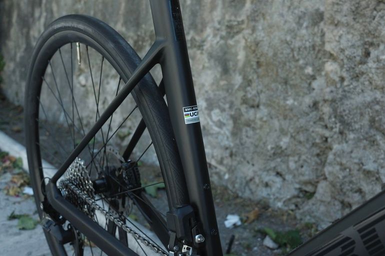 BMC Roadmachine TWO 2026 2026 Road & Gravel usato, Nero — immagine 8 di 18