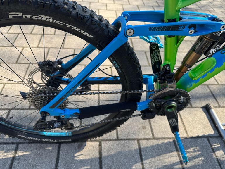 Použité Cube Fritzz HPA SL180 Enduro Allmountain 26" M 2014 2014 Mountainbike — obrázek 6 z 20