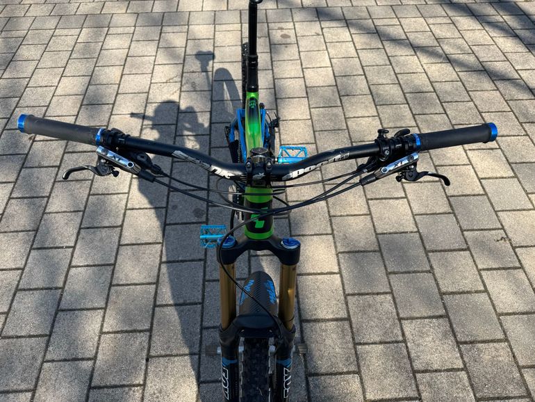 Použité Cube Fritzz HPA SL180 Enduro Allmountain 26" M 2014 2014 Mountainbike — obrázek 13 z 20