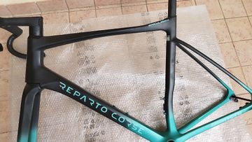 Bianchi Specialissima RC Durace Di2 2025 Frameset 2025 Road & Gravel usato, Verde — immagine 11 di 12