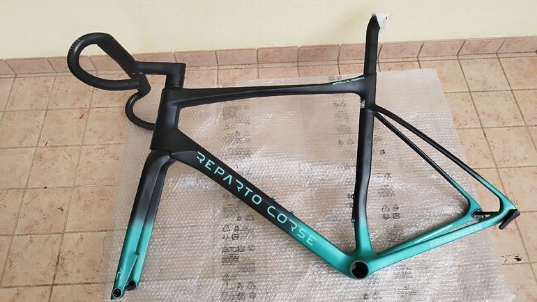 Bianchi Specialissima RC Durace Di2 2025 Frameset 2025 Road & Gravel usato, Verde — immagine 10 di 12