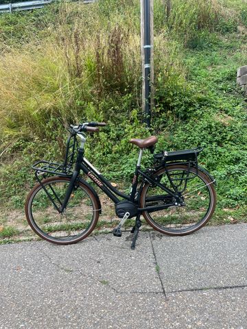 Used Gazelle Miss Grace Urban, Black — image 1 of 6