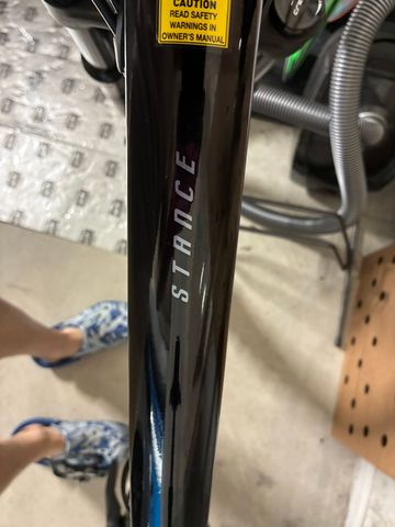 Używany Giant Stance 29 2 2022 2022 Mountainbike — zdjęcie 4 z 9