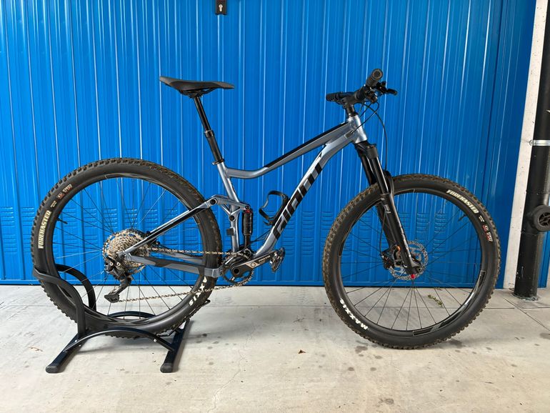 Używany Giant Stance 29 2 2022 2022 Mountainbike — zdjęcie 2 z 9