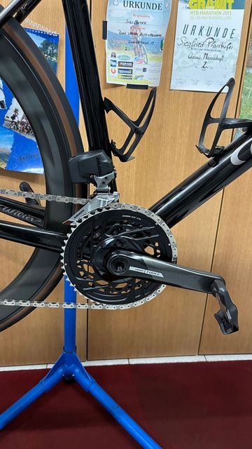 Used Wilier 0 SLR SRAM Force 2023 Road & Gravel, Black — image 6 of 6