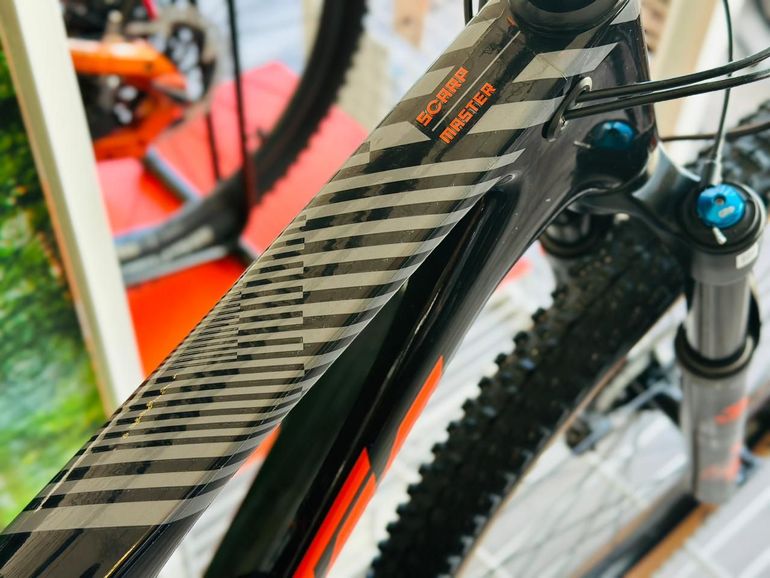 Used KTM SCARP 2024 Mountainbike, Black, 29 — image 5 of 6