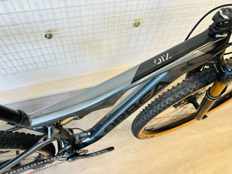 Used Orbea OIZ M-LTD 2020 2020 Mountainbike, Black — image 6 of 8