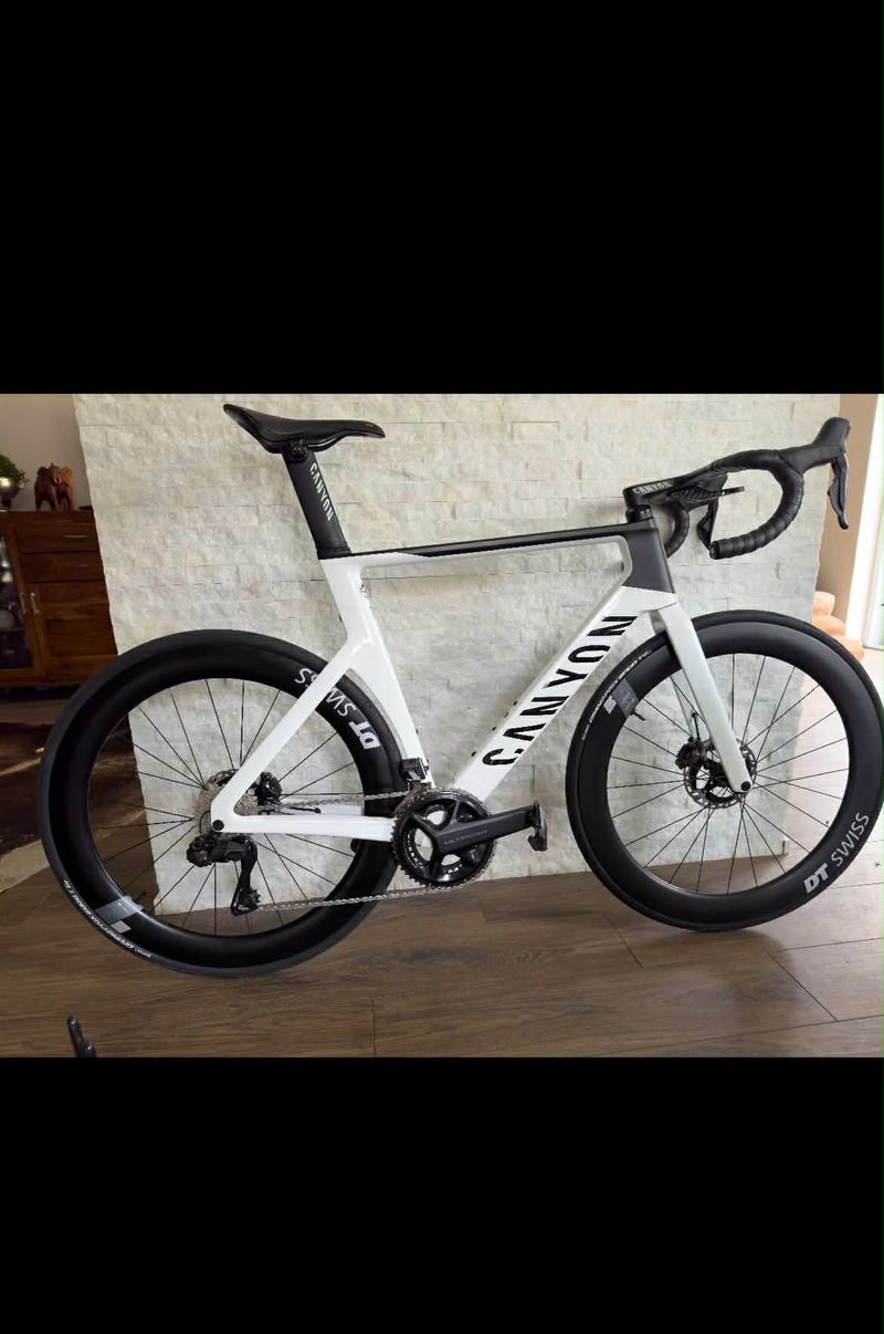 Used Canyon Aeroad CF SLX 8 Disc Di2 2021 2021 Road & Gravel